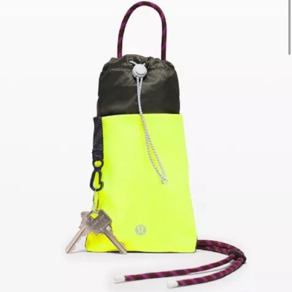 Lululemon play forward crossbody pouch - Picture 5 of 6